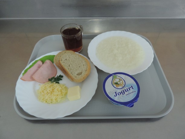 2023 11 27 DIETA PODSTAWOWA 01 Sniadanie